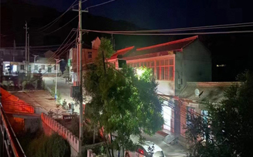 格尔木太阳能路灯在暴雪天气下的应对策略