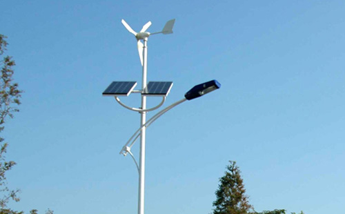 格尔木城市升级选智慧路灯：5G基站整合方案