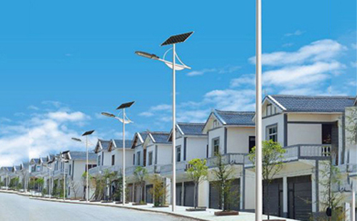 格尔木太阳能路灯配置与在乡村道路照明中的应用